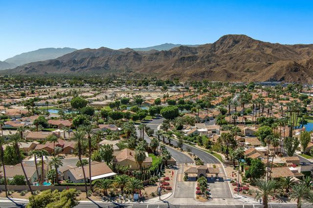 69562 Aruba Court, Cathedral City CA: https://media.crmls.org/mediaz/5f98fd55-a7ba-4132-9ad8-5c307b8a35ff.jpg