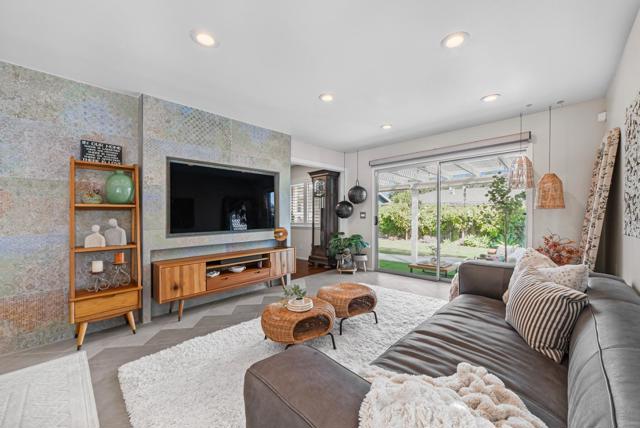 248 S Bernardo Avenue, Sunnyvale CA: https://media.crmls.org/mediaz/5f9a7153-14e5-4632-a323-d35f423d9ad1.jpg