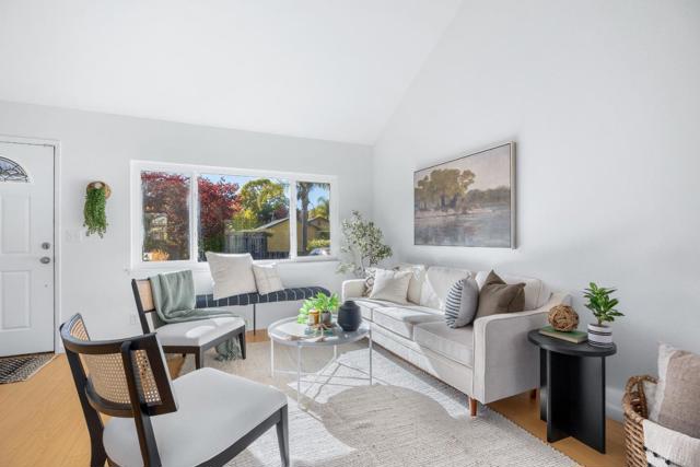 3346 Mission Drive, Santa Cruz CA: https://media.crmls.org/mediaz/5f9b77ed-7bd9-4f71-bcc1-3d17b72dd82c.jpg