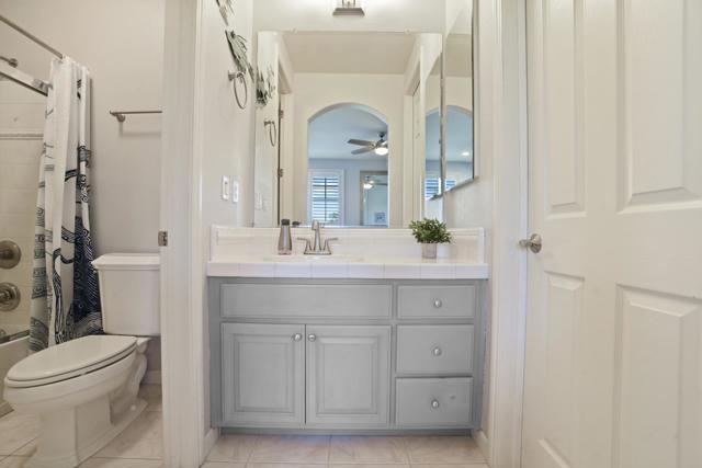 2264 Star Lilly Court, Brentwood CA: https://media.crmls.org/mediaz/5f9c23a8-6f1b-48b3-9e9b-a72292f63817.jpg