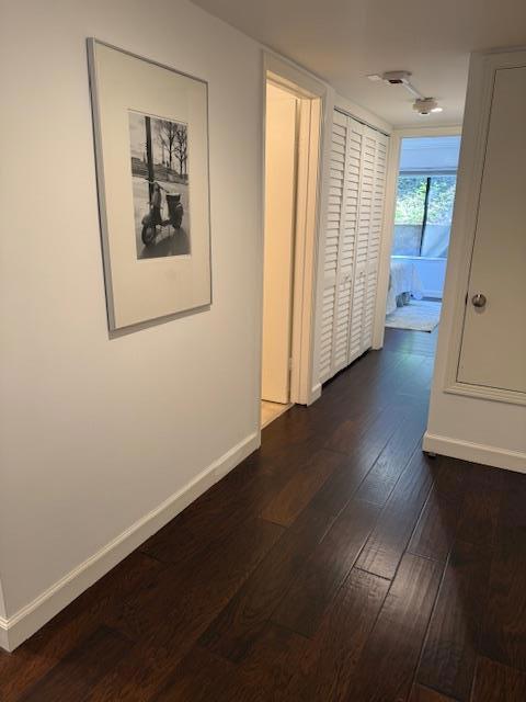 3295 La Mesa Drive, San Carlos CA: https://media.crmls.org/mediaz/5f9e5a89-f709-455b-a85a-d61c556bfc24.jpg
