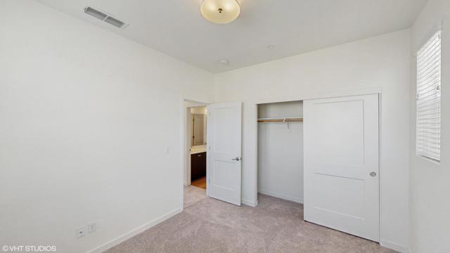 Image 18 of 25 For 34 Seasmoke Place