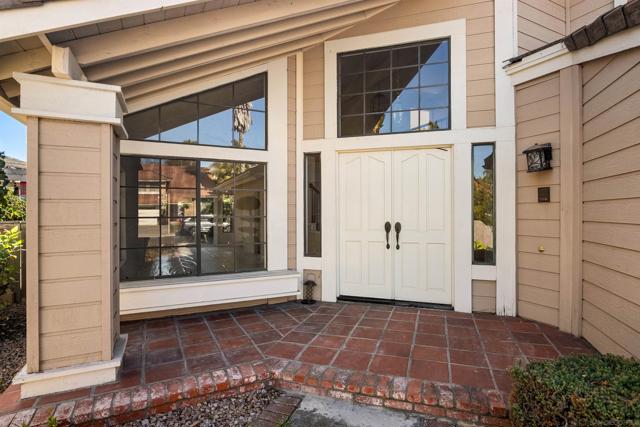 3970 Santa Nella Pl, San Diego CA: https://media.crmls.org/mediaz/5f9f09f2-edca-4b7c-bfb3-8cb06e522ea5.jpg