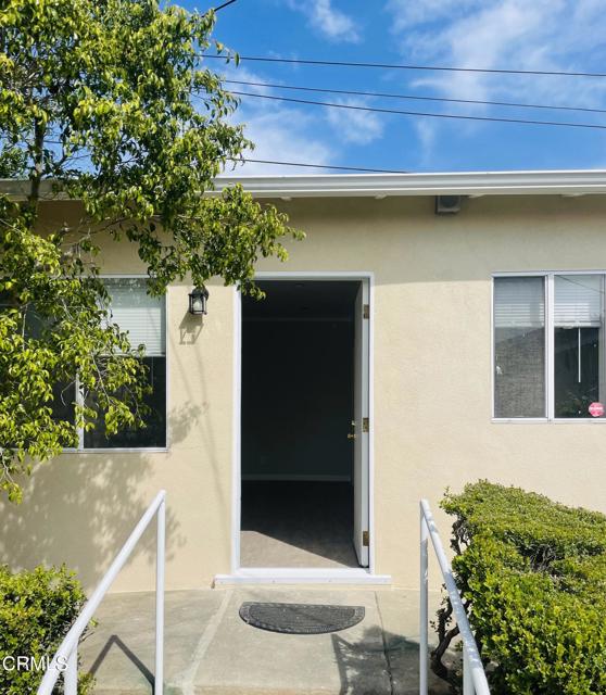 836 Fischer Street, Glendale CA: https://media.crmls.org/mediaz/5f9f85bd-925e-4466-a8f2-662ad8c7c655.jpg