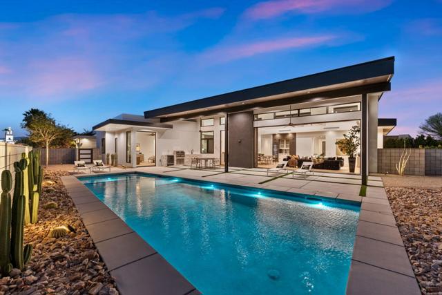 3 Siena Vista Court, Rancho Mirage CA: https://media.crmls.org/mediaz/5fa0d0a2-9392-43ed-8d29-f4a37f506084.jpg