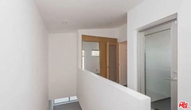 122 Mildred Avenue, Venice CA: https://media.crmls.org/mediaz/5fa1078b-3c3d-4e37-be02-67d27be65a70.jpg