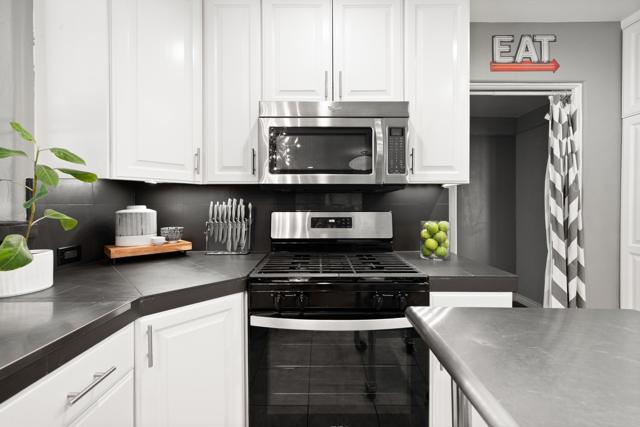 77245 Indiana Avenue, Palm Desert CA: https://media.crmls.org/mediaz/5fa15156-e147-413c-b562-37e2a979bc31.jpg