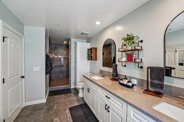 Image 17 of 61 For 41879 Indian Hill Trail