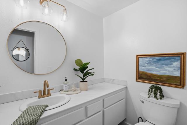 14463 Yukon, San Diego CA: https://media.crmls.org/mediaz/5fa1f1f8-7189-4179-8dd7-7ea00a05e6e5.jpg