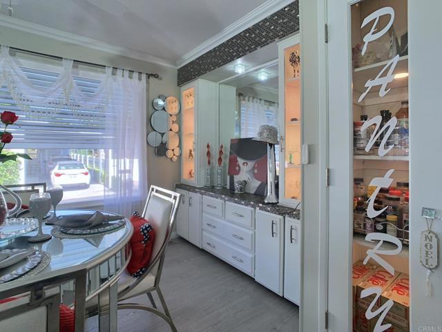 1351 Pepper Drive, El Cajon CA: https://media.crmls.org/mediaz/5fa258d3-ca08-4264-b688-8700cae7c58c.jpg