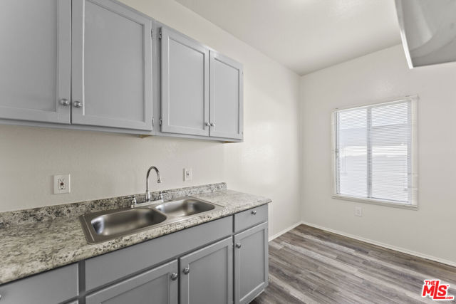 842 W 83rd Street, Los Angeles CA: https://media.crmls.org/mediaz/5fa3a202-8c1f-4bfb-a689-d751f1d829ac.jpg