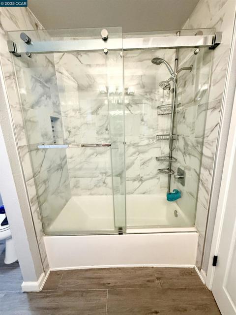 405 405 Weymouth, Hercules CA: https://media.crmls.org/mediaz/5fa58ed8-3a08-47e5-97d6-1c1e2780ae17.jpg