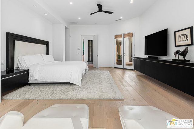 27 Ambassador Circle, Rancho Mirage CA: https://media.crmls.org/mediaz/5fa601dc-15ac-4e49-be9f-5edd2afa7858.jpg