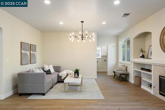 4107 Wheat Ct, Tracy CA: https://media.crmls.org/mediaz/5fa65ca1-bc4e-42f9-a525-5a0eef79db3a.jpg