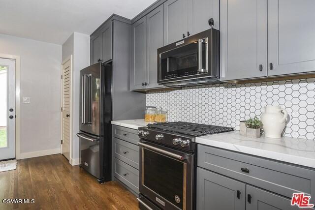 36E0C31A-A36D-4EC0-9FB3-AAA9300C38E6