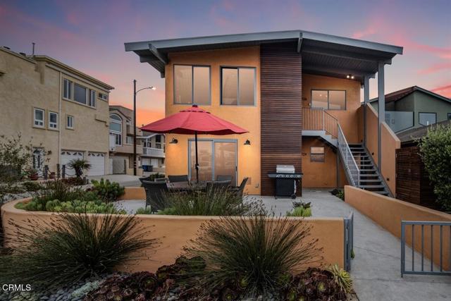 2924 Lakeshore Court, Oxnard CA: https://media.crmls.org/mediaz/5fa7ad50-b01e-486a-ae92-80bcb52d7208.jpg