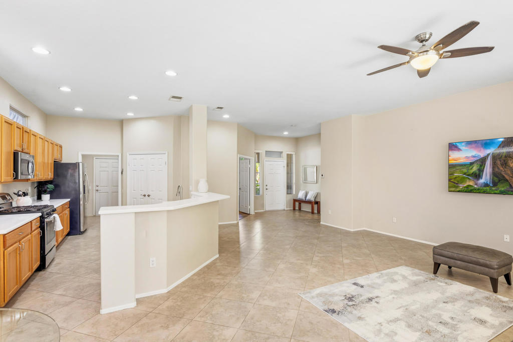 MLS #219137133DA image #10