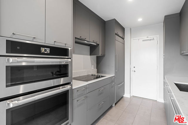 10701 Wilshire Boulevard, Los Angeles CA: https://media.crmls.org/mediaz/5fa91521-c3e9-4449-946f-2c104296314c.jpg