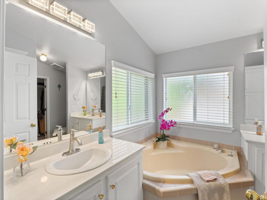 444 El Camino Real Parkway - photo 16