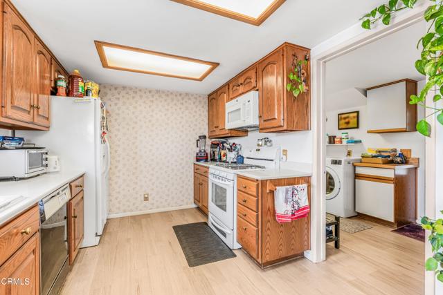 Detail Gallery Image 11 of 31 For 403 N L St, Oxnard,  CA 93030 - 3 Beds | 2 Baths