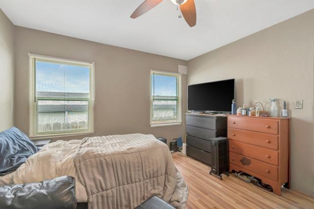 4817 4821 Coronado Ave., San Diego CA: https://media.crmls.org/mediaz/5fad5cc5-e753-4549-ad47-32a7e63ab03b.jpg