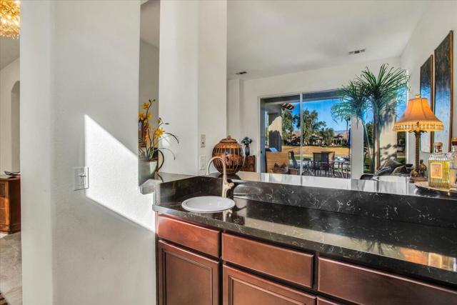 247 Loch Lomond Road, Rancho Mirage CA: https://media.crmls.org/mediaz/5fae961f-b08a-4fa2-baa1-ca0a44aaeb29.jpg