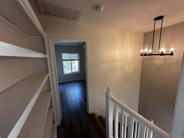 Image 12 of 33 For 767 Eastshore  221