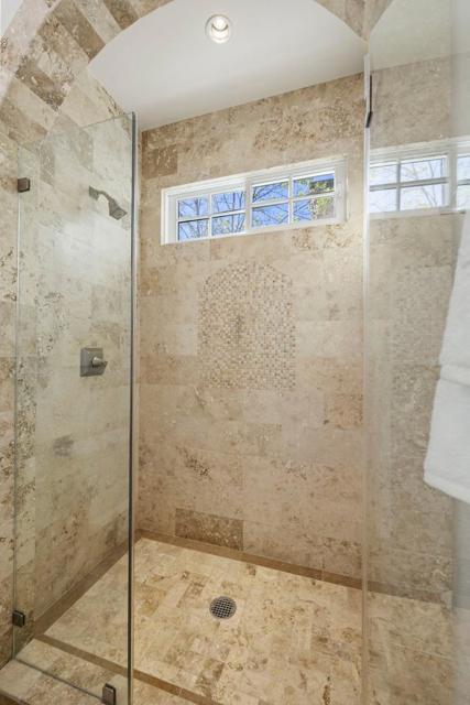 1425 Benito Avenue, Burlingame CA: https://media.crmls.org/mediaz/5fb04d97-bbb6-42d2-b928-7b7cd4186436.jpg