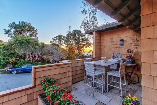 3761 3761 Monte Verde Street, Carmel CA: https://media.crmls.org/mediaz/5fb0b8da-3730-4e47-992c-e83fc9643e7e.jpg