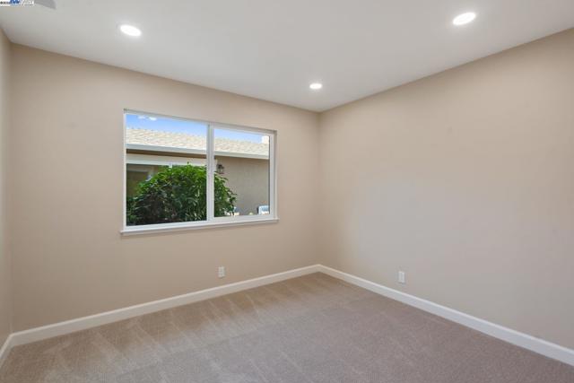 Image 35 of 48 For 1804 Tanglewood Way