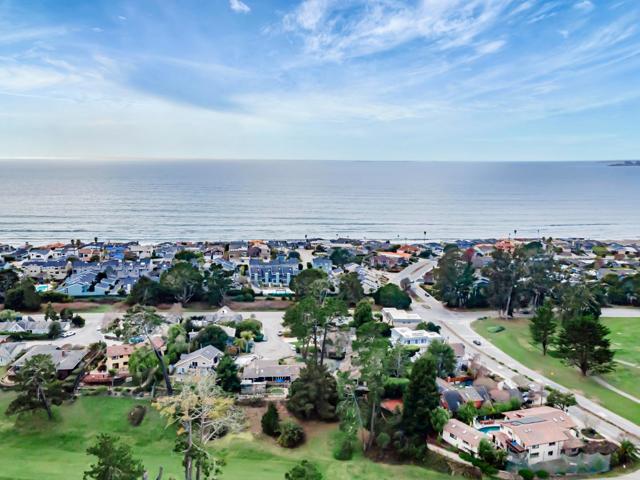 135 Seabreeze Place, Aptos CA: https://media.crmls.org/mediaz/5fb23fcc-1e8d-4637-a401-9bb8b55cf106.jpg