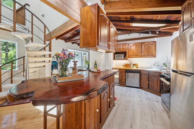 12256 La Lena Street, Felton CA: https://media.crmls.org/mediaz/5fb256ae-9b10-47ed-88ba-5f5ae00307c9.jpg