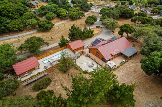8697 Dyer Road, Salinas CA: https://media.crmls.org/mediaz/5fb25cae-a224-4a95-9f14-f6e54ea1fa1d.jpg
