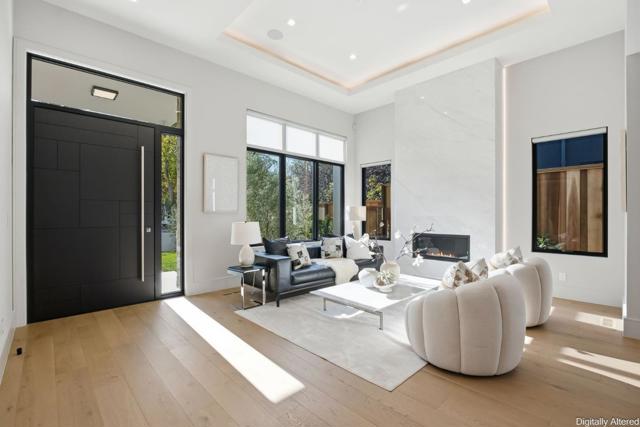 543 Tennyson Avenue, Palo Alto CA: https://media.crmls.org/mediaz/5fb26e2f-cc3c-4d65-9b03-76fa50831724.jpg