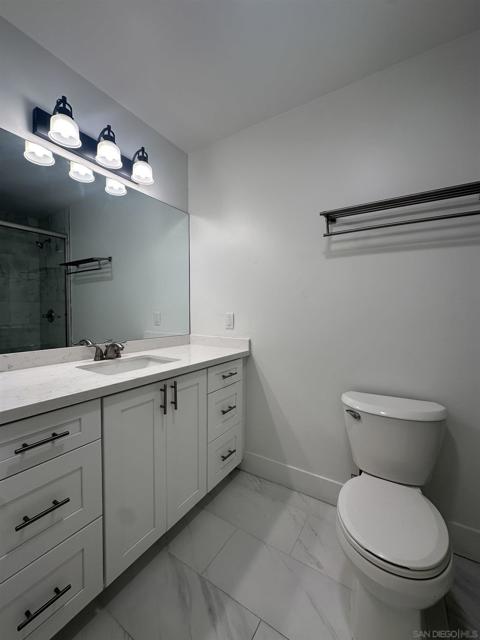 4617 19 Del Monte Ave, San Diego CA: https://media.crmls.org/mediaz/5fb2d113-5b00-4891-bbef-dab6a8f6bd5e.jpg