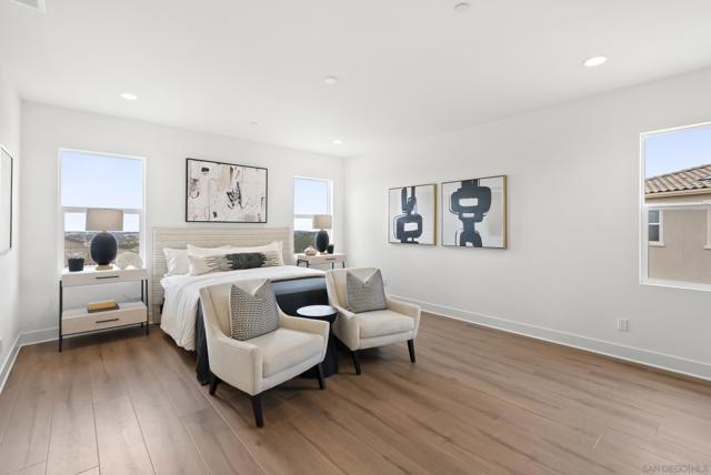 948 Visalia Pl, San Marcos CA: https://media.crmls.org/mediaz/5fb312fd-2d55-4a4c-9b2f-08638bddc533.jpg