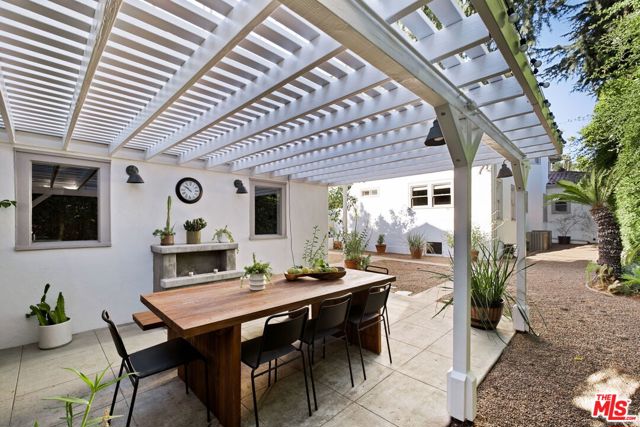 5850 Foothill Drive, Los Angeles CA: https://media.crmls.org/mediaz/5fb425d0-1295-423f-8058-ae04e3ee1670.jpg