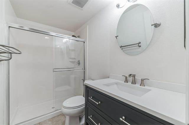 276 Currlin Circle, Milpitas CA: https://media.crmls.org/mediaz/5fb51234-b4b1-41bf-8a91-aa341de41a04.jpg