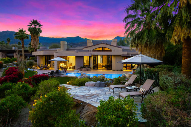 950 Andreas Canyon Drive, Palm Desert CA: https://media.crmls.org/mediaz/5fb53f92-eb95-4e28-9a1a-9ab4dc95c24c.jpg