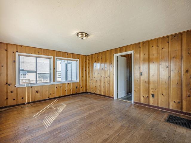 35 Sycamore Street, Watsonville CA: https://media.crmls.org/mediaz/5fb77b75-ab20-47f9-9b6c-3effeab1eb21.jpg