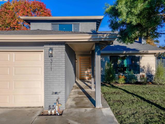 311 Foxboro Ct, San Ramon CA: https://media.crmls.org/mediaz/5fb7f675-fed6-4a61-8e72-f2b054dfc2c5.jpg