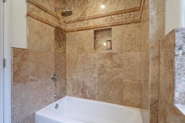 22011 E Cliff Drive, Santa Cruz CA: https://media.crmls.org/mediaz/5fb89add-13e8-4977-8237-06e14c9a9e4b.jpg