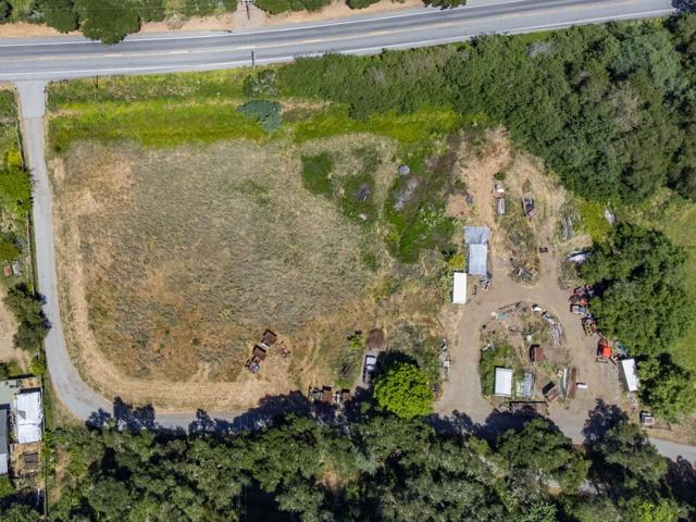 4151 Freedom Boulevard, Aptos CA: https://media.crmls.org/mediaz/5fb8c05e-041b-44d0-a1da-ccb606d74fbb.jpg