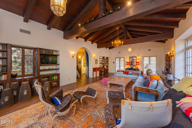 Detail Gallery Image 16 of 55 For 715 El Toro Rd, Ojai,  CA 93023 - 6 Beds | 7 Baths