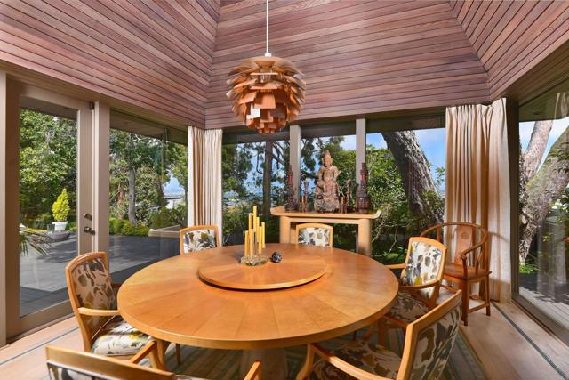 567 GAGE LANE, San Diego CA: https://media.crmls.org/mediaz/5fba33c7-a63b-4d0b-8d5c-87d0df9557f9.jpg