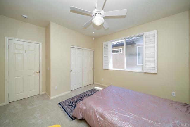 3748 Cavern Pl, Carlsbad CA: https://media.crmls.org/mediaz/5fbaec45-4065-46ca-9a1b-ce59ca32a2fb.jpg