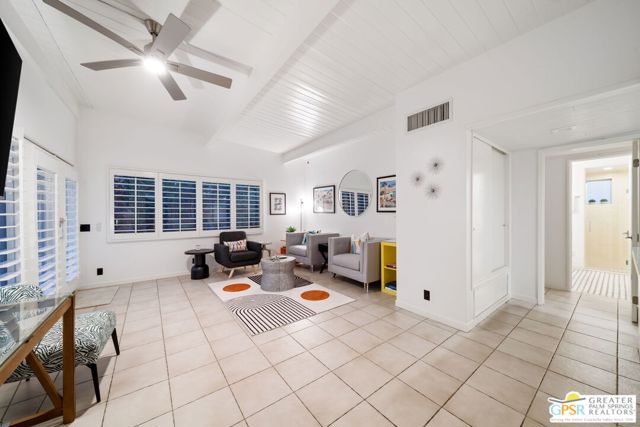 695 N Monterey Road, Palm Springs CA: https://media.crmls.org/mediaz/5fbc9030-d2f4-49c1-9c97-e78d43680ca7.jpg