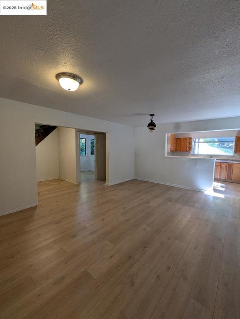 2950 Bear Canyon RD, Los Gatos CA: https://media.crmls.org/mediaz/5fbd0dde-58bc-4e79-8503-979fa3caaa8b.jpg