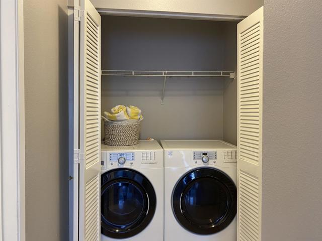 7405 Charmant, San Diego CA: https://media.crmls.org/mediaz/5fbe2bc6-4a92-4530-b85d-c3e78844ce51.jpg