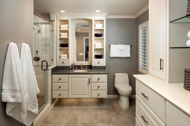 13801 Templeton Place, Los Altos CA: https://media.crmls.org/mediaz/5fc05c3d-0dba-4869-b9c9-3a63a679babd.jpg